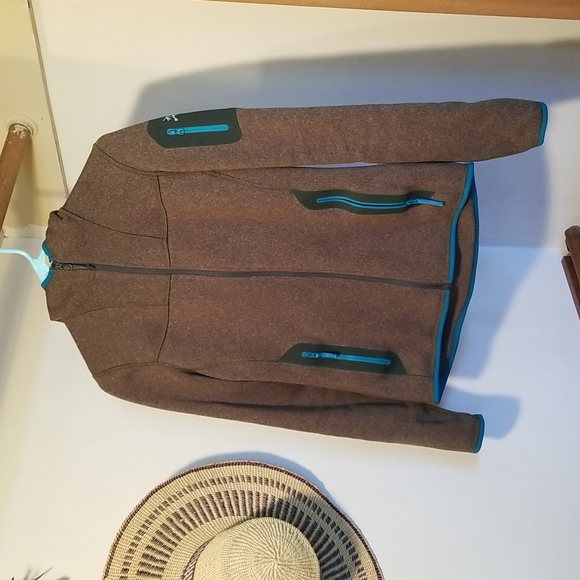 Arc'teryx Covert Hoody 2016 Small Dark Moss - Picture 2 of 12